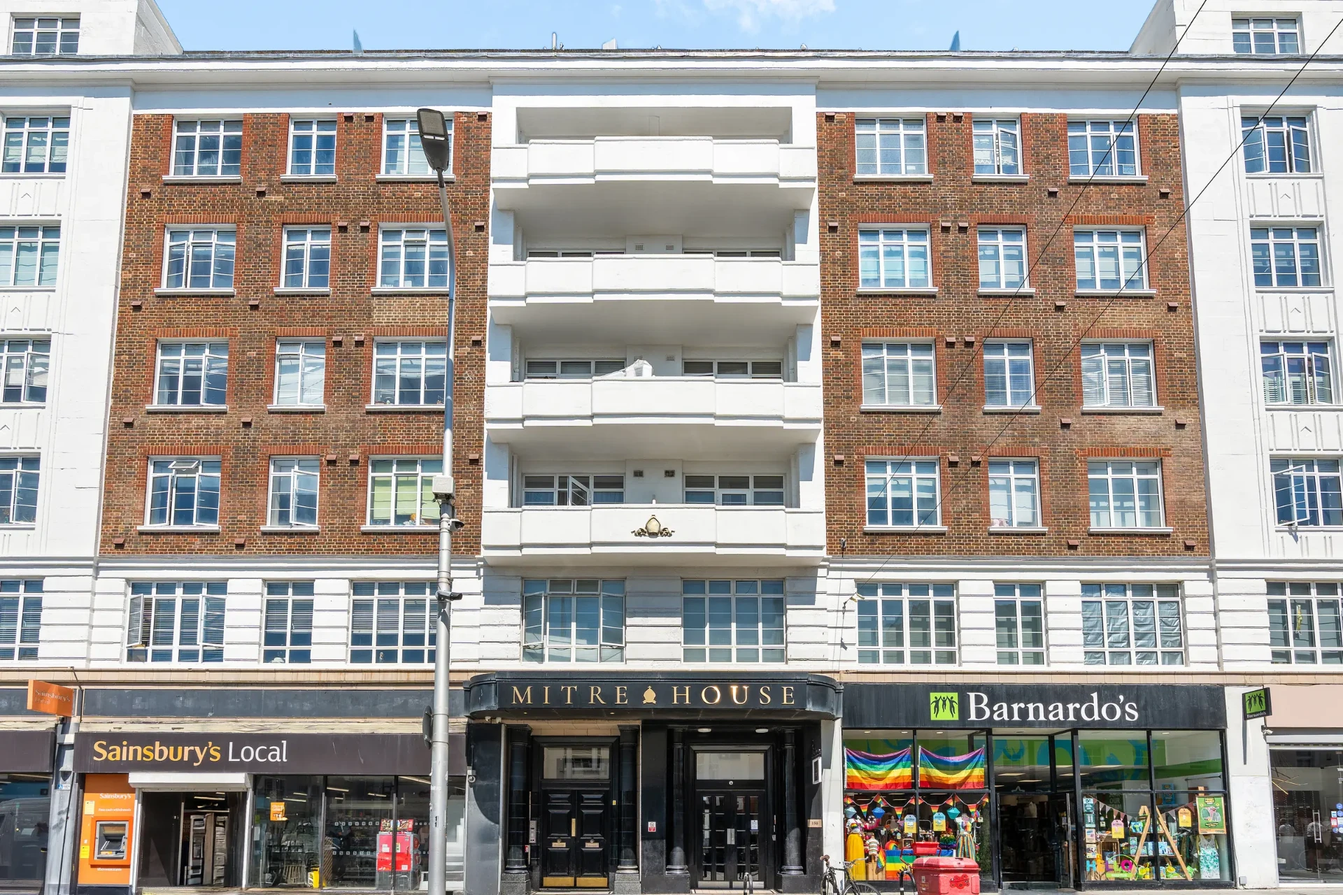 The building on Western Road at the Mitre Hotel